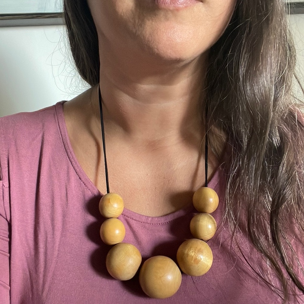 3/$25 🌟 wooden beads necklace handmade by me 🫶